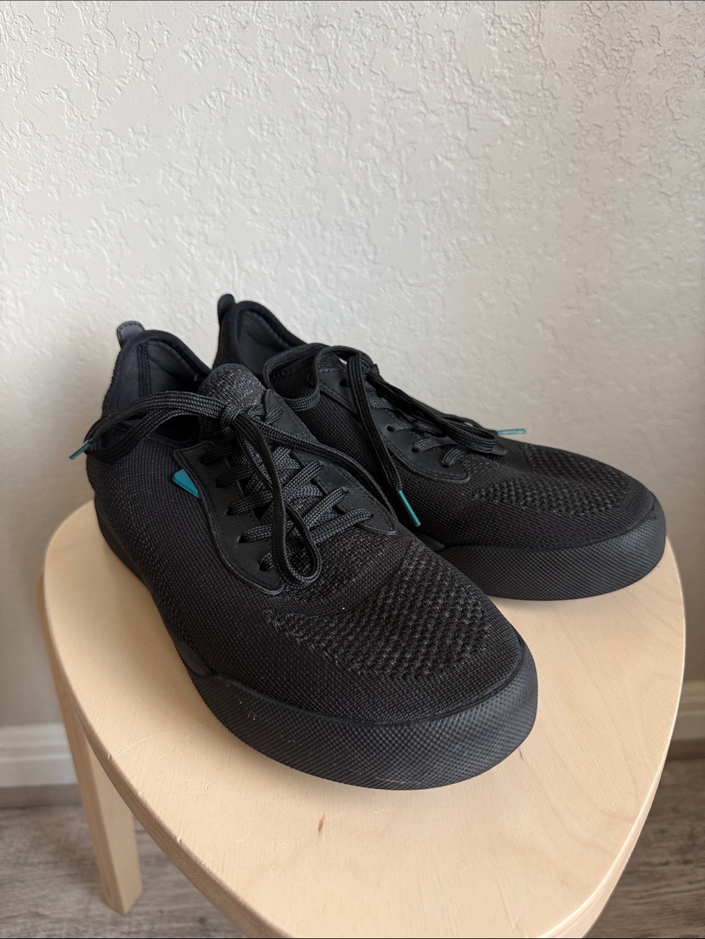 Vessi Weekend 1.5 Womens Size 10 Waterproof Shoes Sneakers Asphalt Black Black